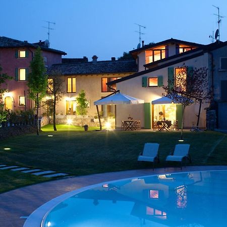 La Casa Del Nonno Aparthotel Monzambano Exterior photo